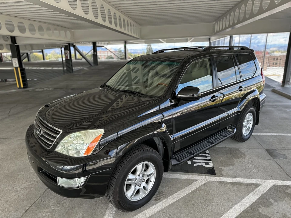 2004 Lexus GX 1st Gen - Image 3 of 31