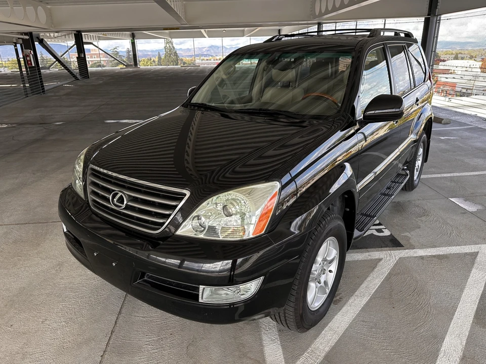 2004 Lexus GX 1st Gen - Image 5 of 31
