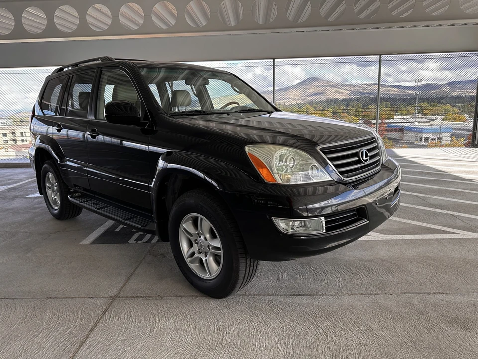 2004 Lexus GX 1st Gen - Image 8 of 31