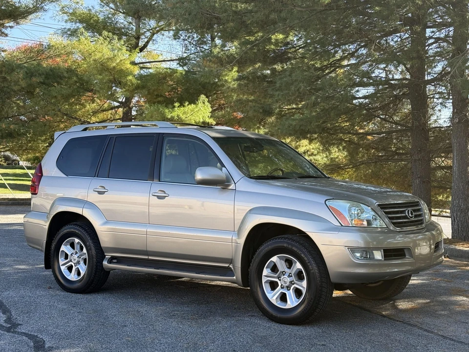 2004 Lexus GX 1st Gen - Image 26 of 31
