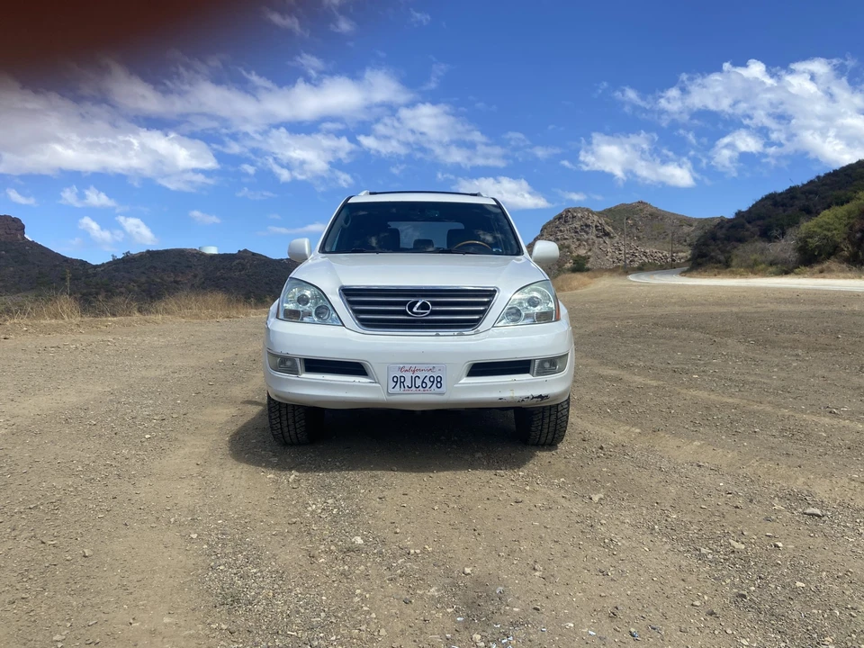 2004 Lexus GX 1st Gen - Image 4 of 31