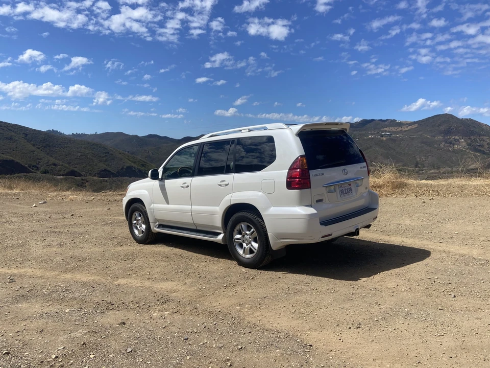 2004 Lexus GX 1st Gen - Image 14 of 31
