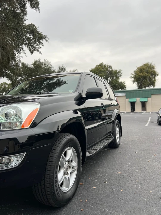 2004 Lexus GX 1st Gen - Image 10 of 22