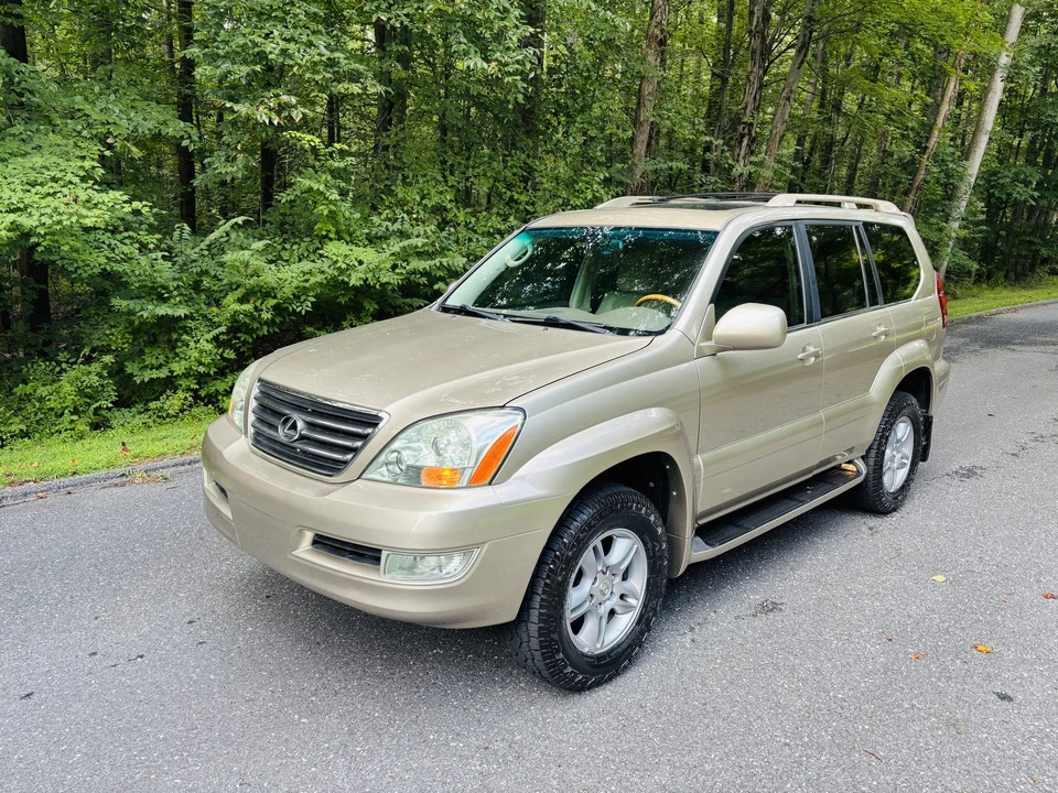 2004 Lexus GX 1st Gen - Image 6 of 31