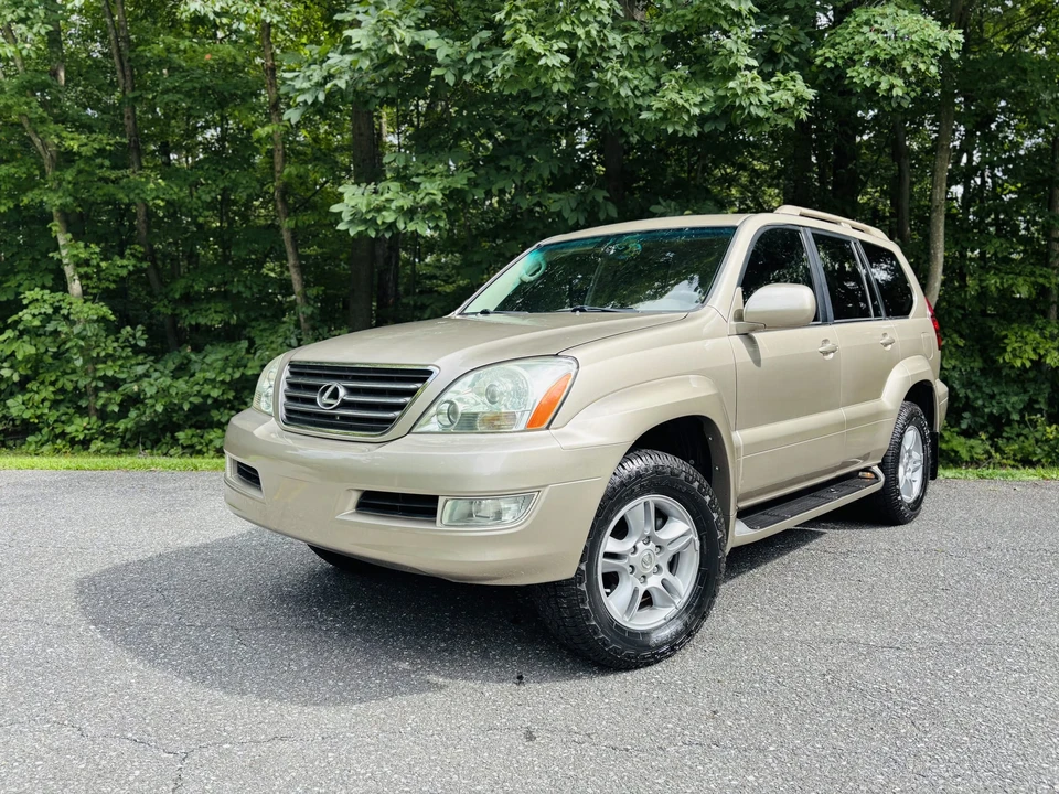 2004 Lexus GX 1st Gen - Image 4 of 31