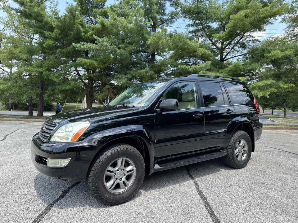 2004 Lexus GX 1st Gen - Image 2 of 31