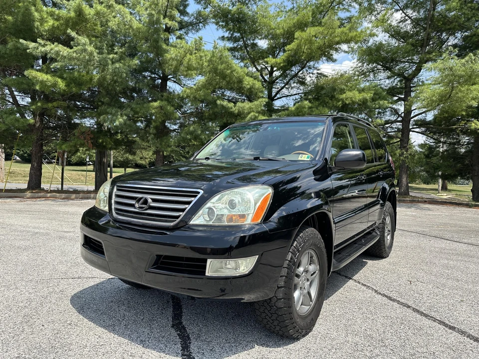 2004 Lexus GX 1st Gen - Image 5 of 31