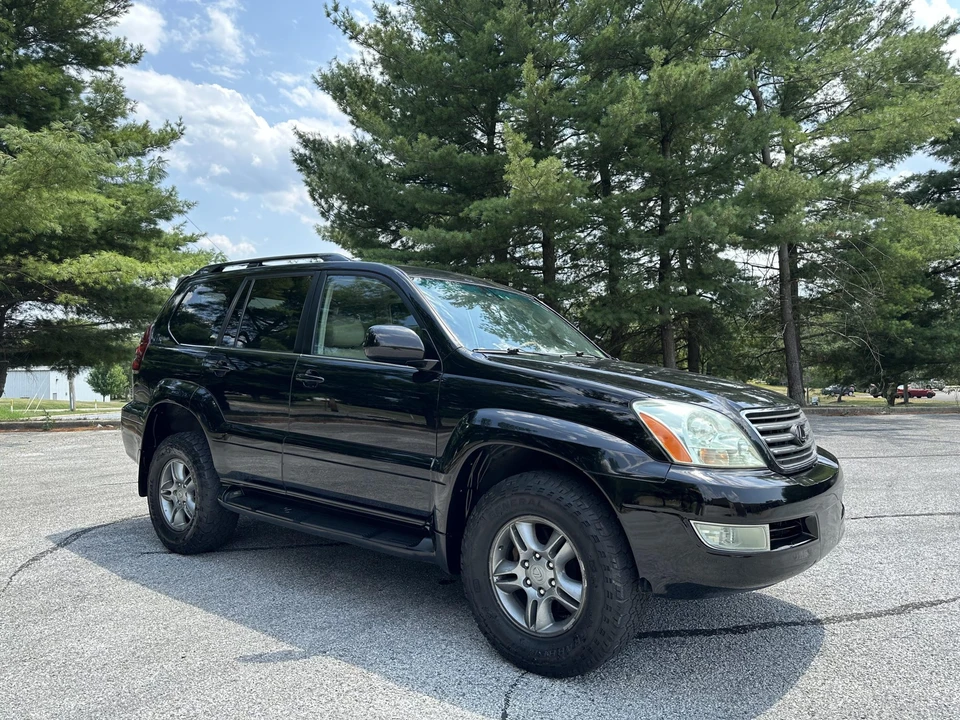 2004 Lexus GX 1st Gen - Image 8 of 31