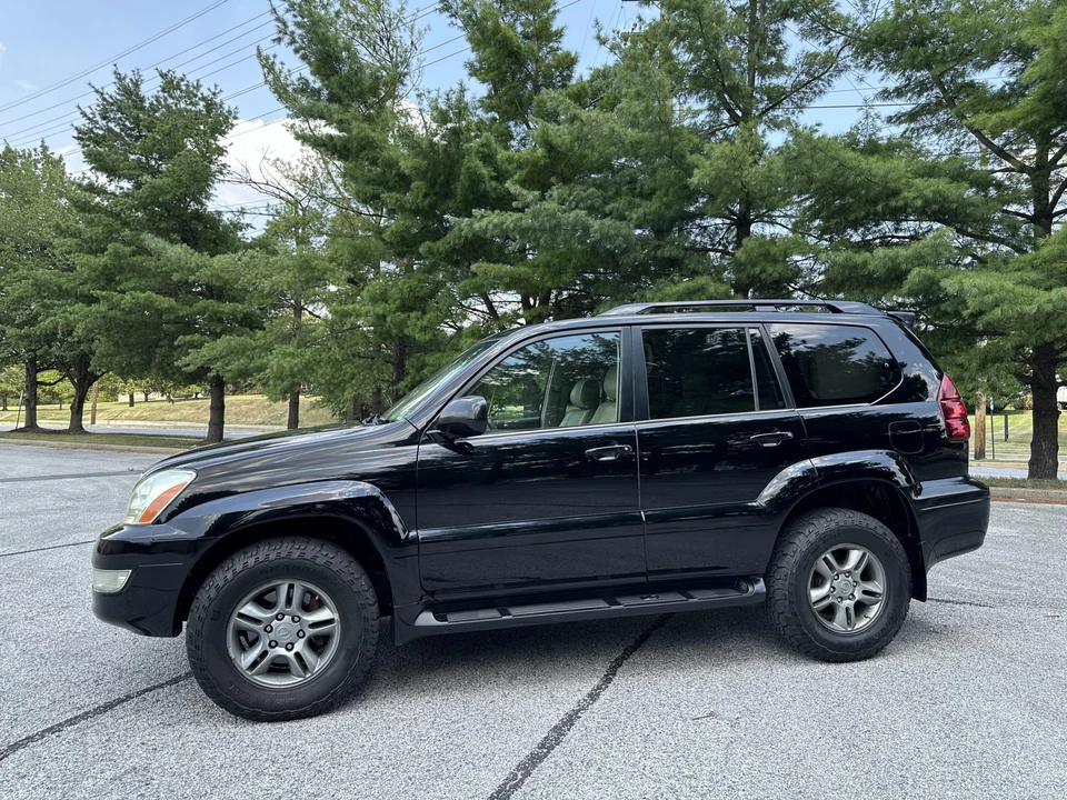 2004 Lexus GX 1st Gen - Image 22 of 31