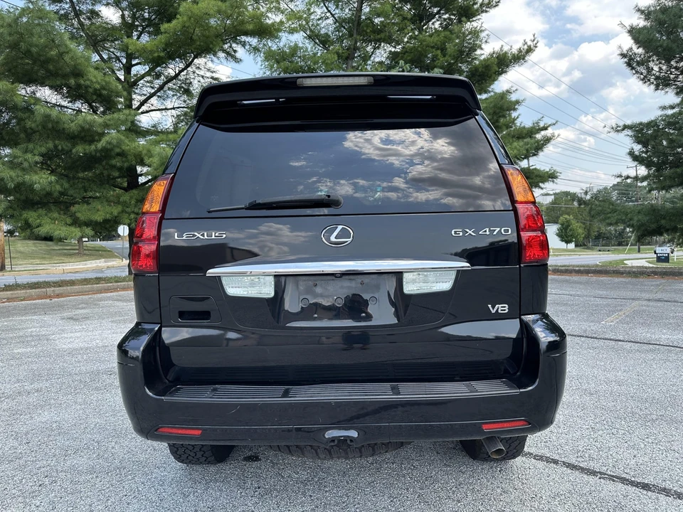 2004 Lexus GX 1st Gen - Image 18 of 31