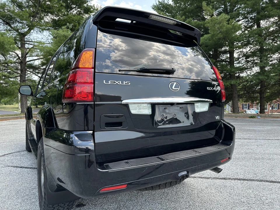 2004 Lexus GX 1st Gen - Image 17 of 31