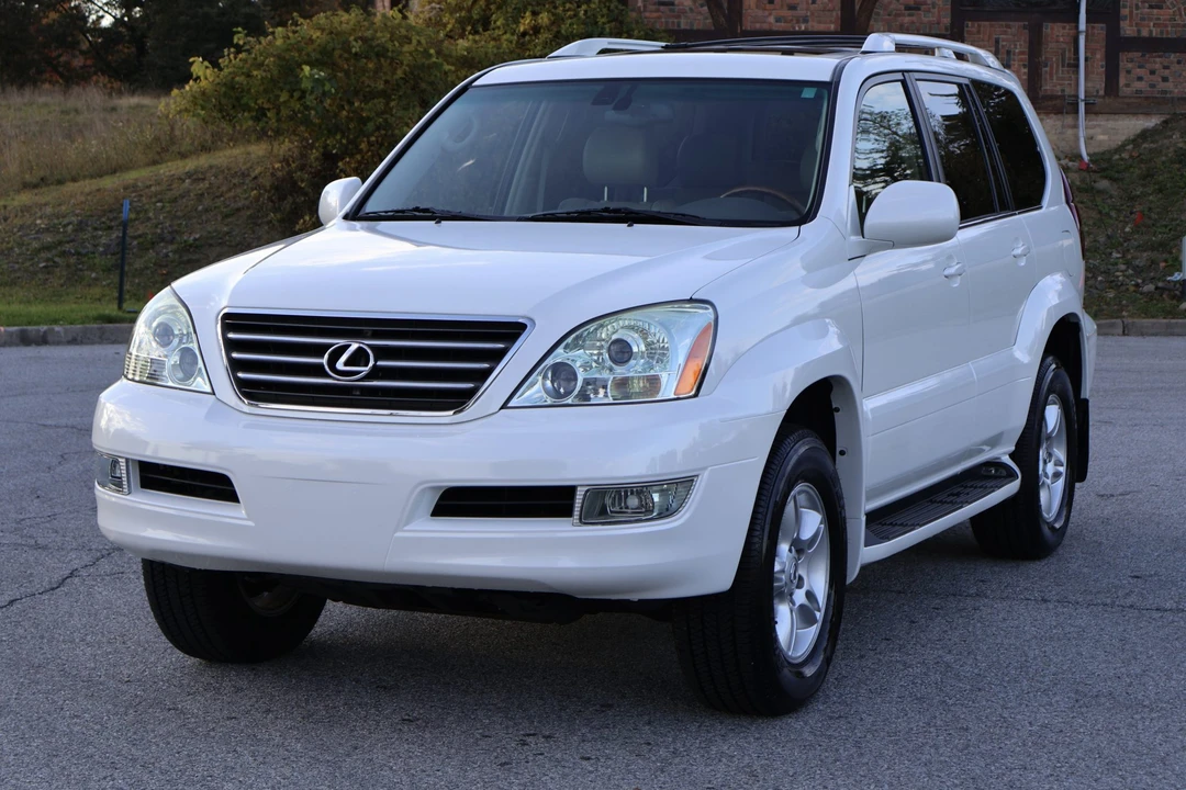 2004 Lexus GX 1st Gen - Image 2 of 31