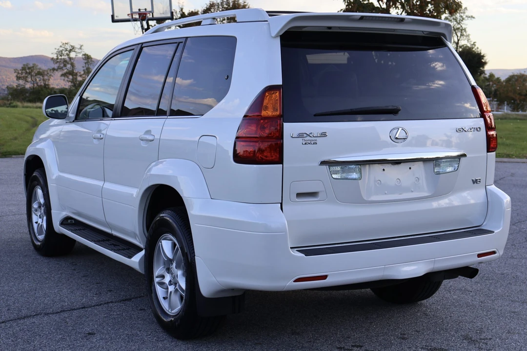 2004 Lexus GX 1st Gen - Image 10 of 31