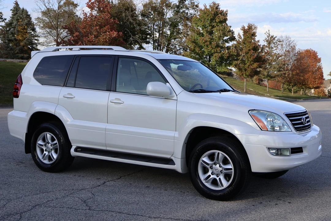 2004 Lexus GX 1st Gen - Image 5 of 31