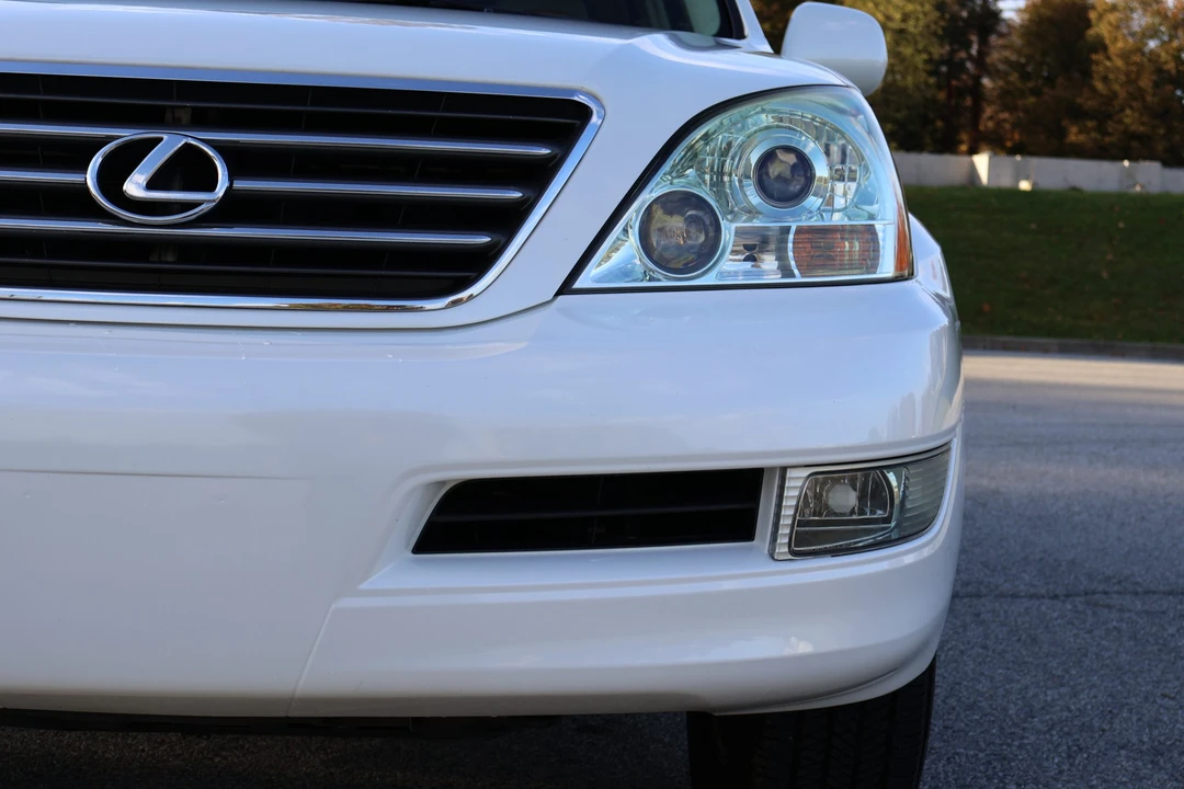 2004 Lexus GX 1st Gen - Image 26 of 31