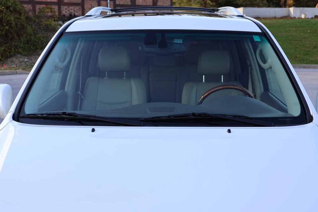 2004 Lexus GX 1st Gen - Image 14 of 31