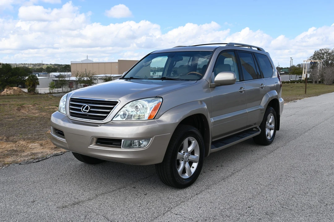 2004 Lexus GX 1st Gen - Image 4 of 31