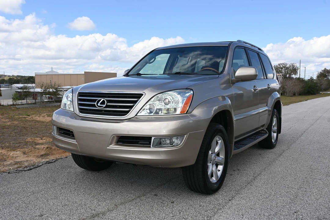 2004 Lexus GX 1st Gen - Image 6 of 31