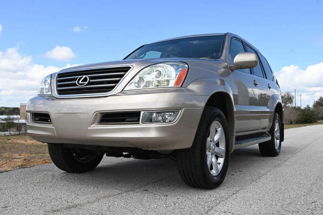 2004 Lexus GX 1st Gen - Image 8 of 31