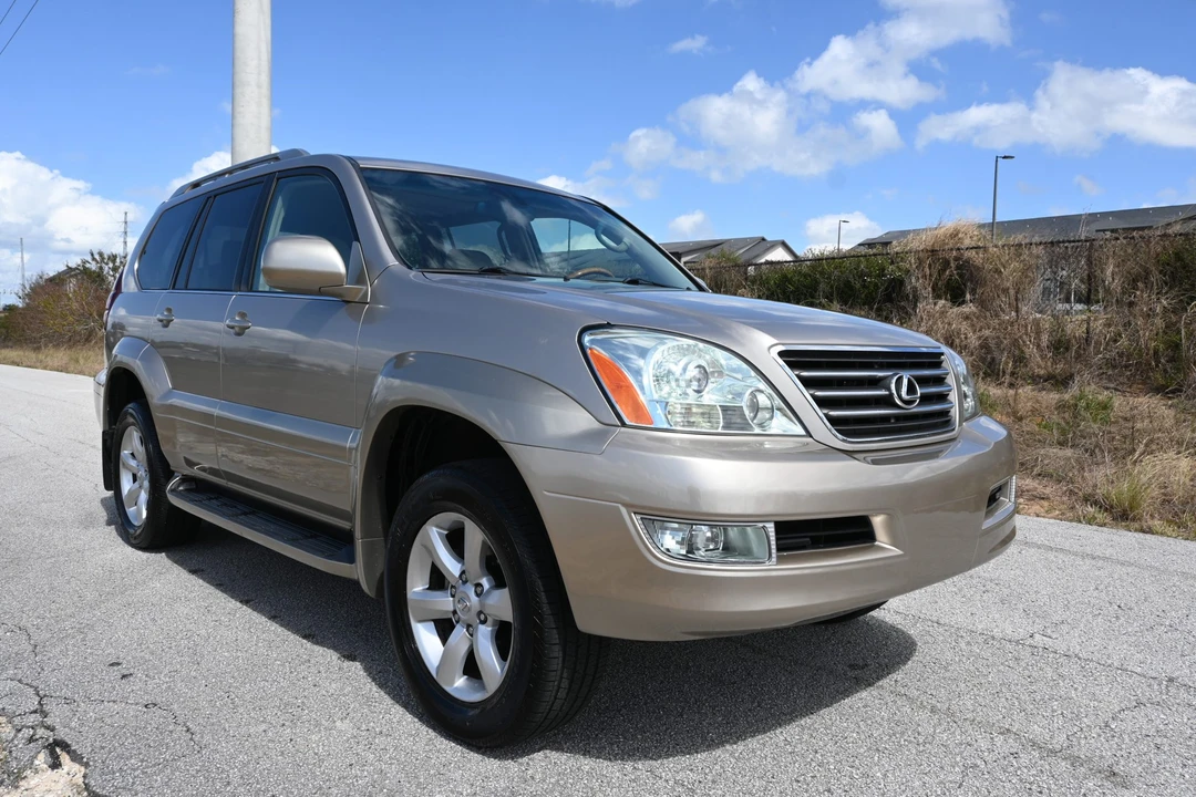 2004 Lexus GX 1st Gen - Image 14 of 31