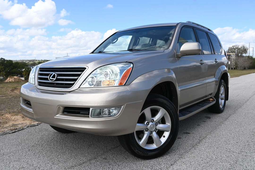 2004 Lexus GX 1st Gen - Image 5 of 31