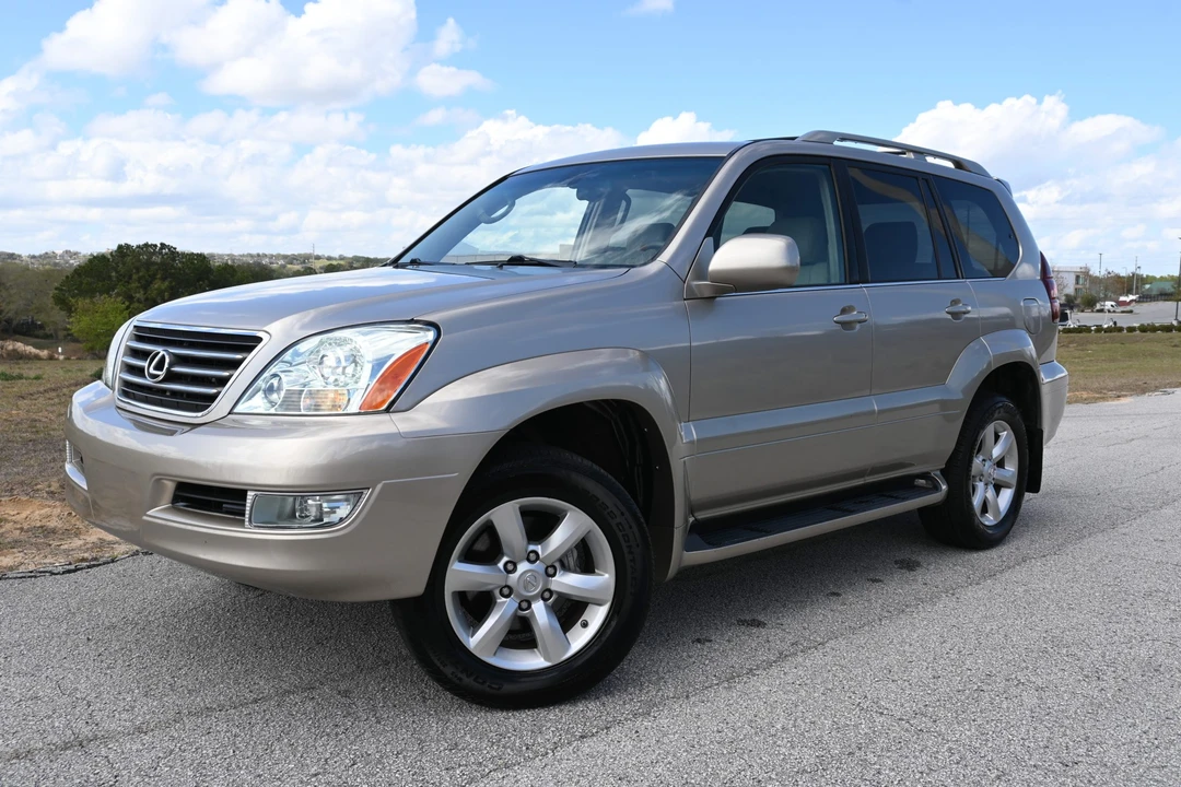 2004 Lexus GX 1st Gen - Image 2 of 31