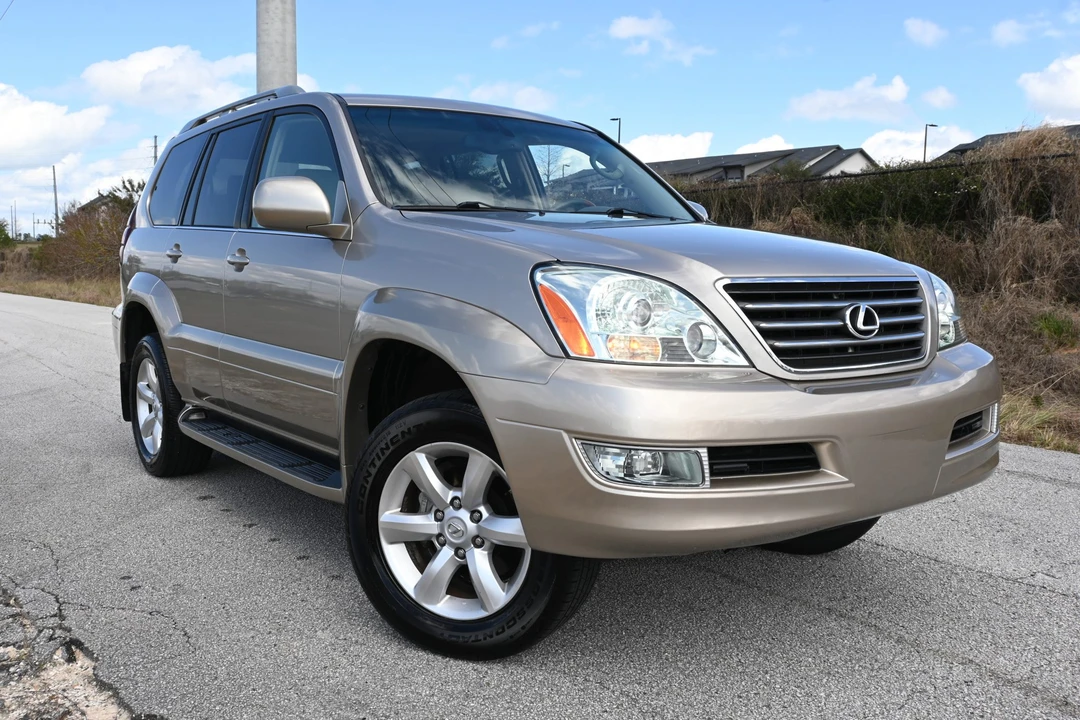 2004 Lexus GX 1st Gen - Image 13 of 31