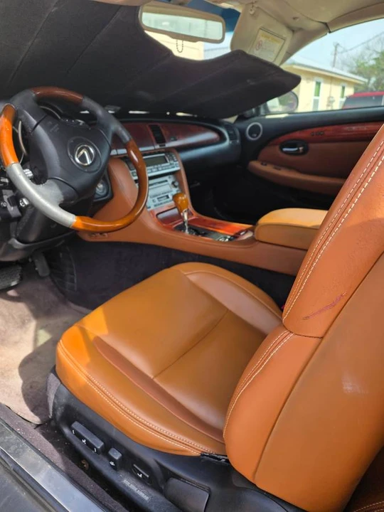 2004 Lexus SC430 - Image 4 of 5