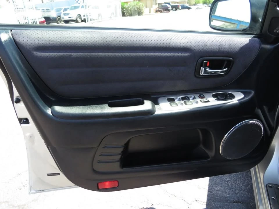 2004 Lexus IS 1st Gen - Image 17 of 18