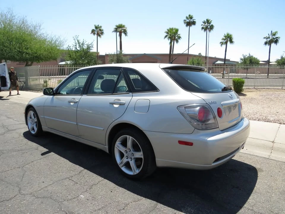 2004 Lexus IS 1st Gen - Image 3 of 18