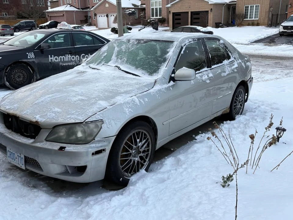 2004 Lexus IS 1st Gen - Image 2 of 3