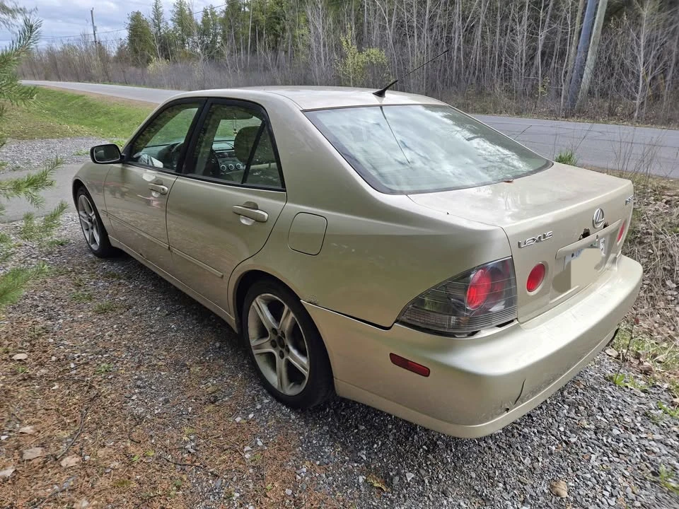 2004 Lexus IS 1st Gen - Image 4 of 4