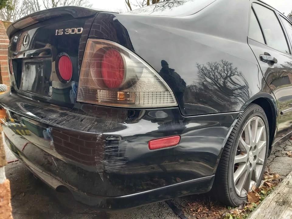 2004 Lexus IS 1st Gen - Image 5 of 8