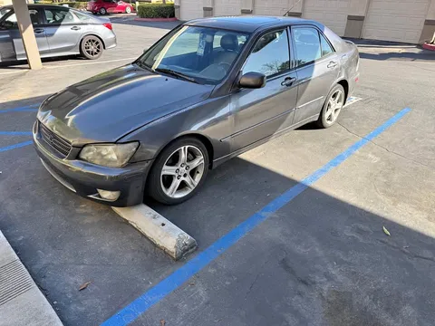 2004 Lexus IS 200t