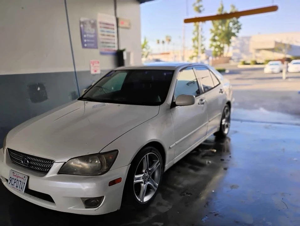 2004 Lexus IS 1st Gen - Image 3 of 8