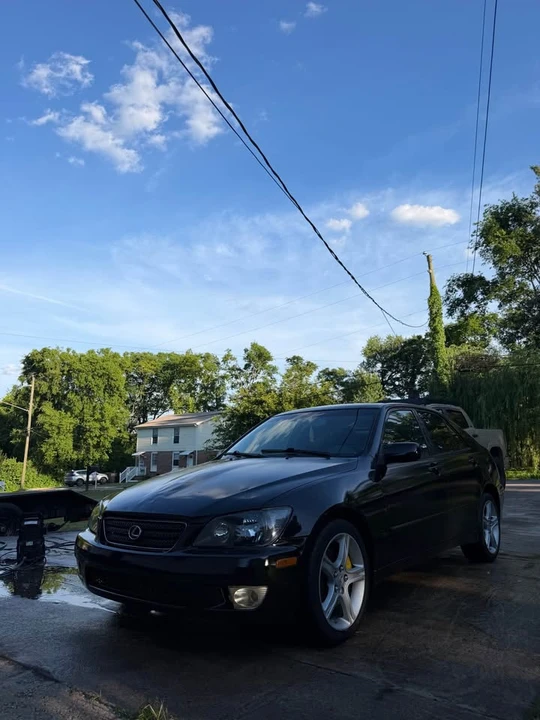 2004 Lexus IS 1st Gen - Image 7 of 8