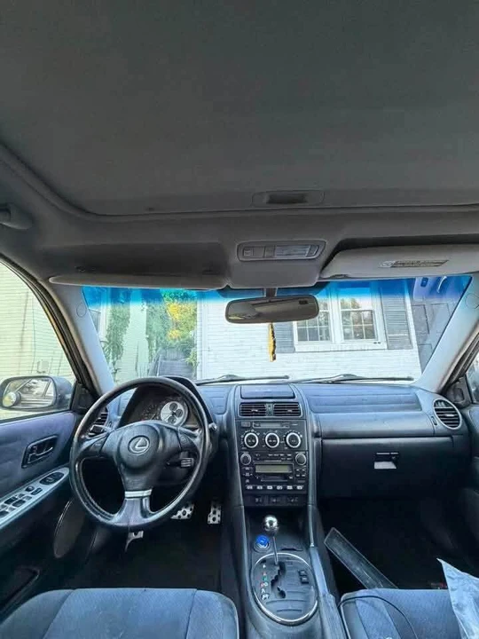 2004 Lexus IS 1st Gen - Image 8 of 8