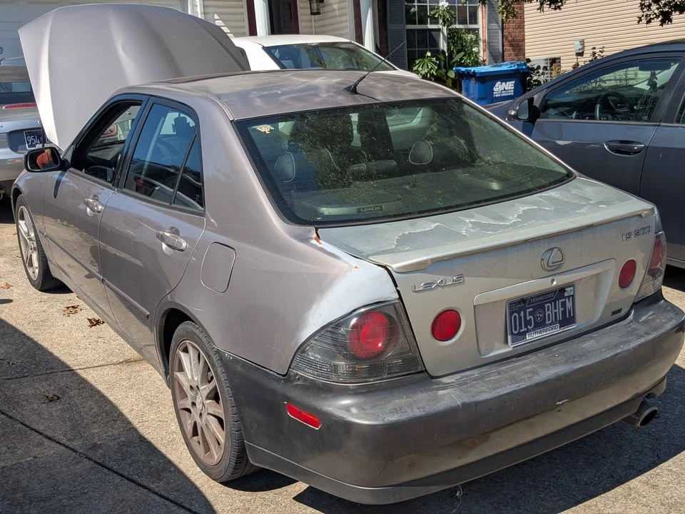 2004 Lexus IS 1st Gen - Image 3 of 11