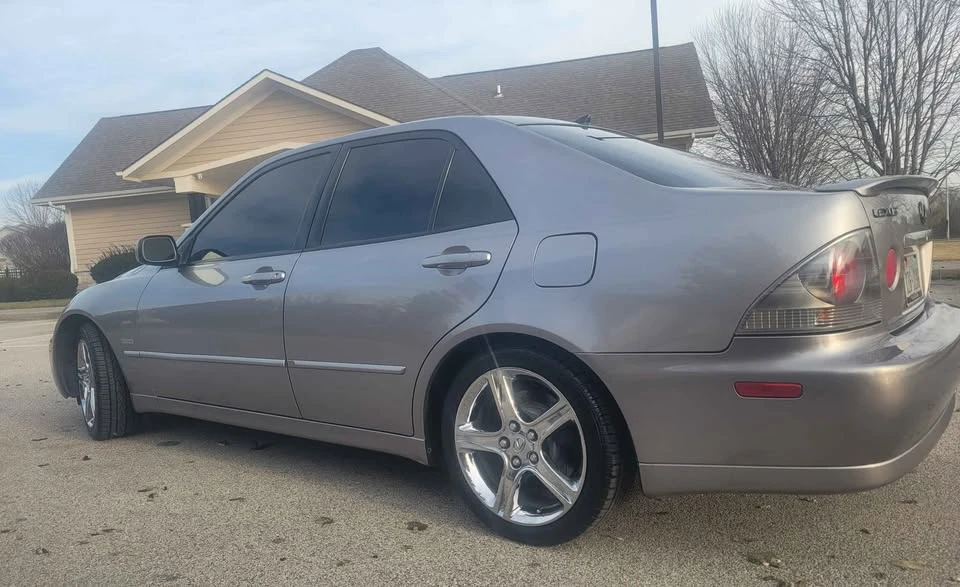 2004 Lexus IS 1st Gen - Image 3 of 20