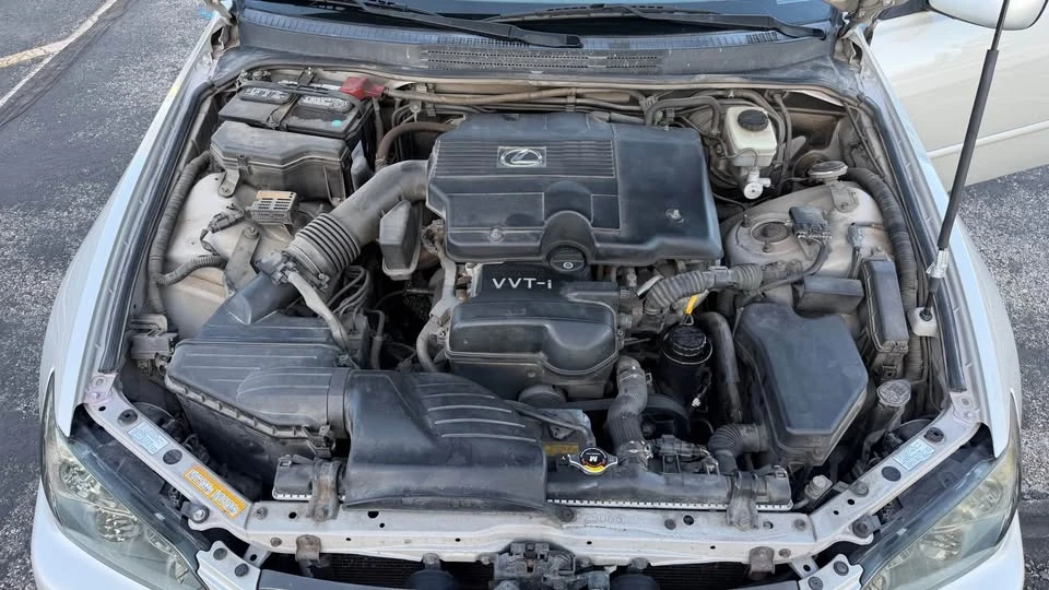 2004 Lexus IS 1st Gen - Image 14 of 20