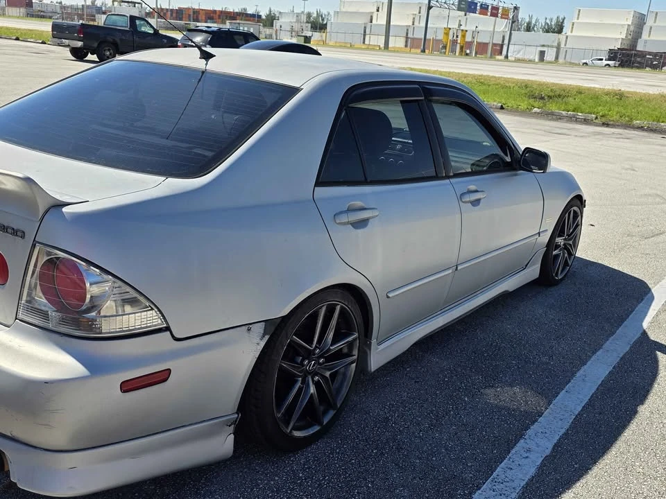 2004 Lexus IS 1st Gen - Image 2 of 14
