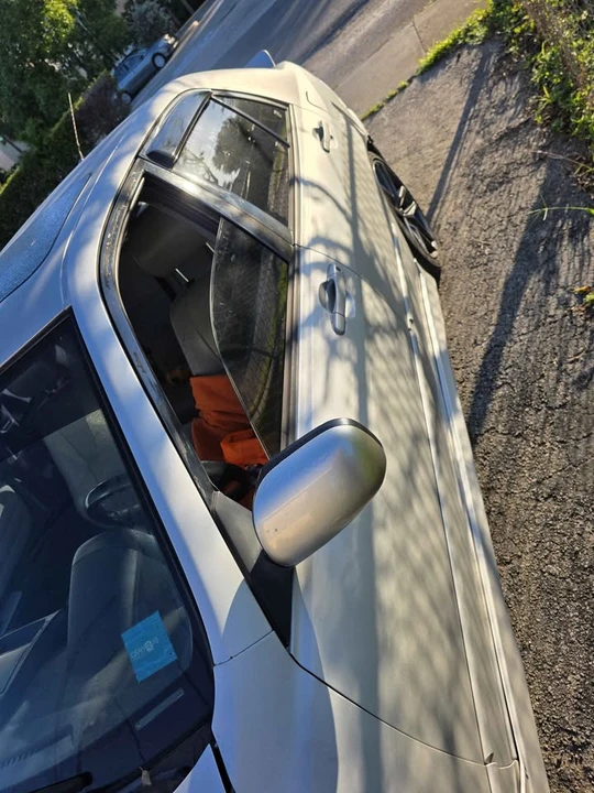2004 Lexus IS 1st Gen - Image 8 of 14