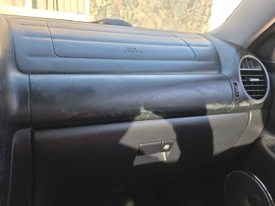 2004 Lexus IS 1st Gen - Image 6 of 14