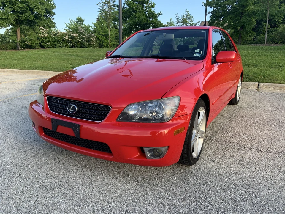 2004 Lexus IS 1st Gen - Image 7 of 31