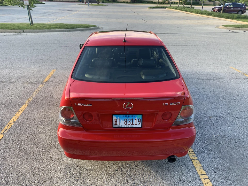 2004 Lexus IS 1st Gen - Image 12 of 31
