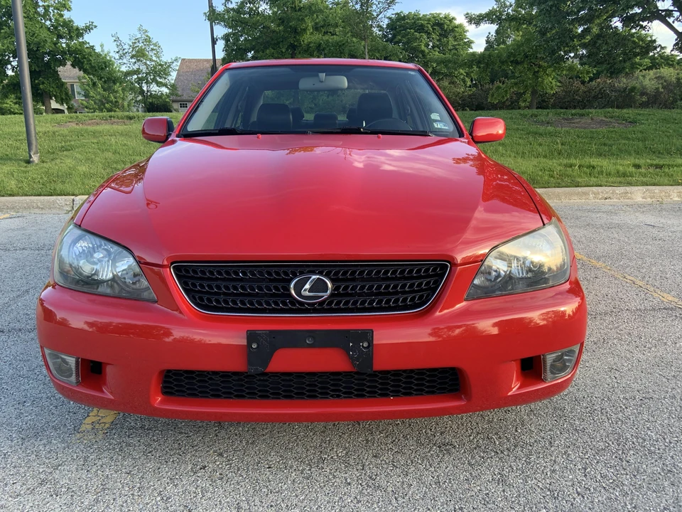 2004 Lexus IS 1st Gen - Image 6 of 31