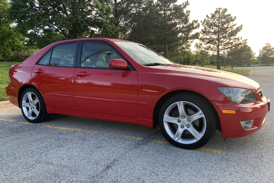 2004 Lexus IS 1st Gen - Image 3 of 31