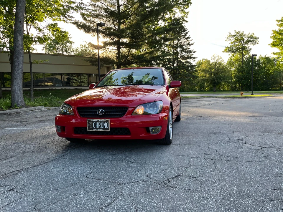 2004 Lexus IS 1st Gen - Image 7 of 31
