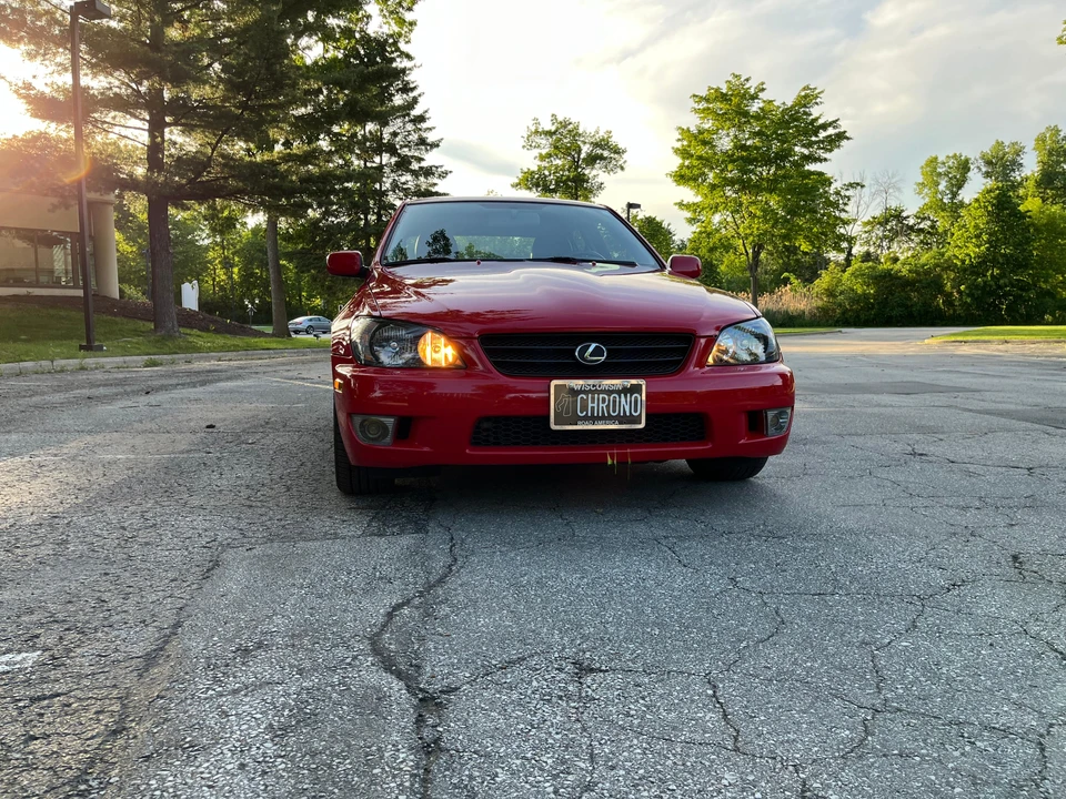 2004 Lexus IS 1st Gen - Image 6 of 31