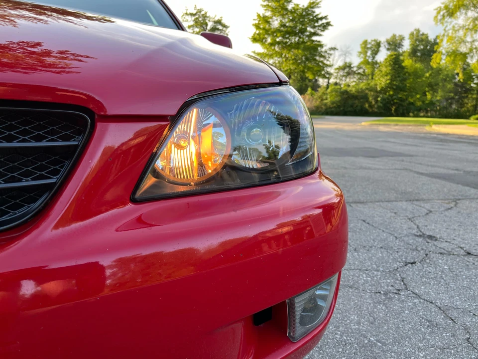 2004 Lexus IS 1st Gen - Image 30 of 31